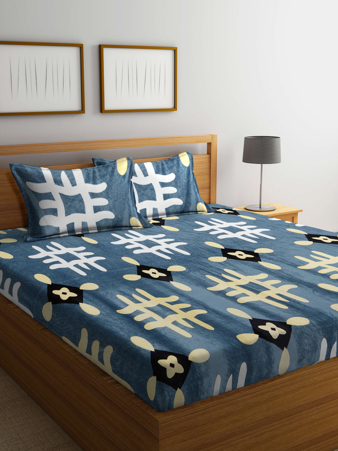 Winter Special Woolen Fleece King Size Bedsheets with 2 Pillow Covers by KLOTTHE®