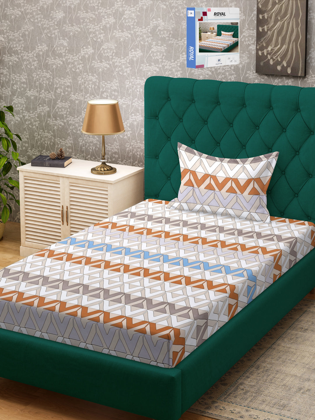 Klotthe Peach Geometric 300 TC Cotton Blend Single Bedsheet Set in Book Fold Packing