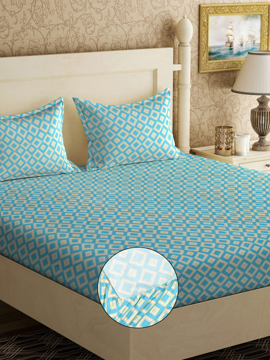 Klotthe Turquoise Geometric 300 TC Cotton Blend Fitted Double Bedsheet with 2 Pillow Covers