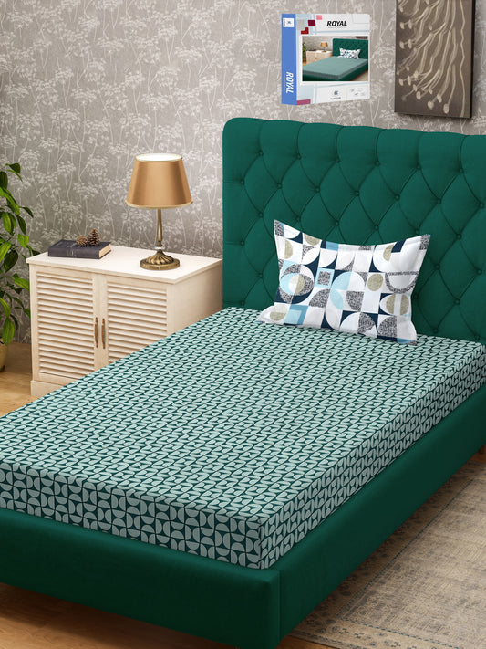 Klotthe Green Geometric 300 TC Cotton Blend Single Bedsheet Set in Book Fold Packing