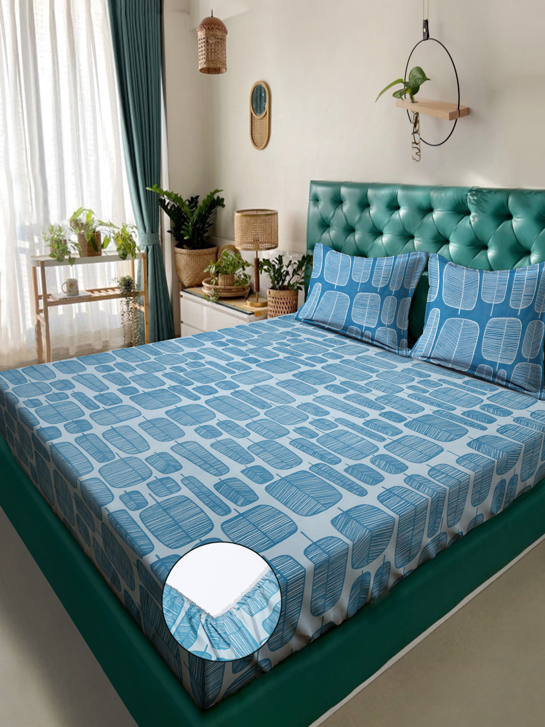 Klotthe Turquoise Geometric 300 TC Cotton Blend Fitted Double Bedsheet with 2 Pillow Covers