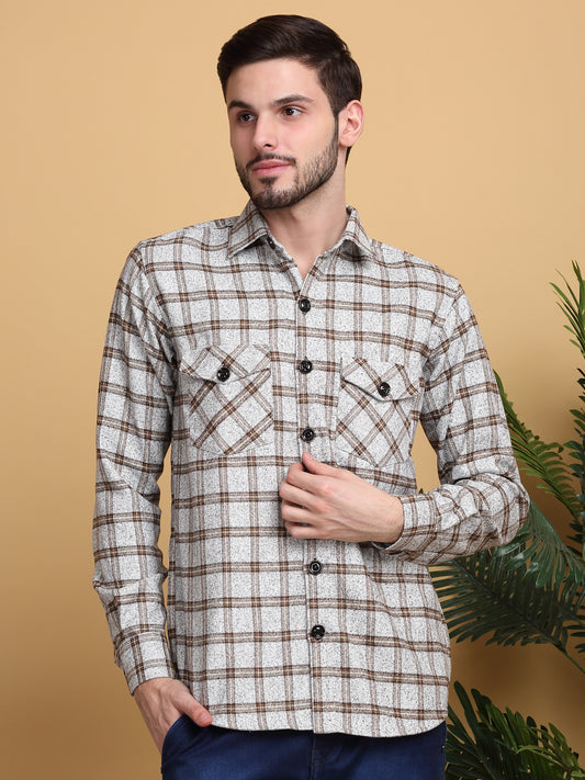 Klotthe Men White Checked Spread Collar Woolen Casual Shirt