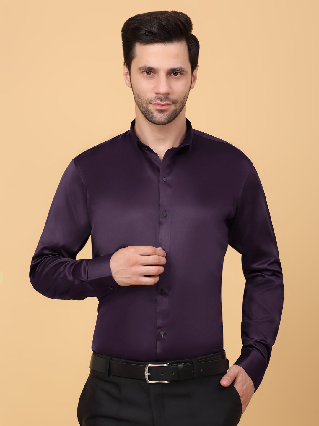 Klotthe Men Purple Solid Spread Collar Satin Formal Shirt