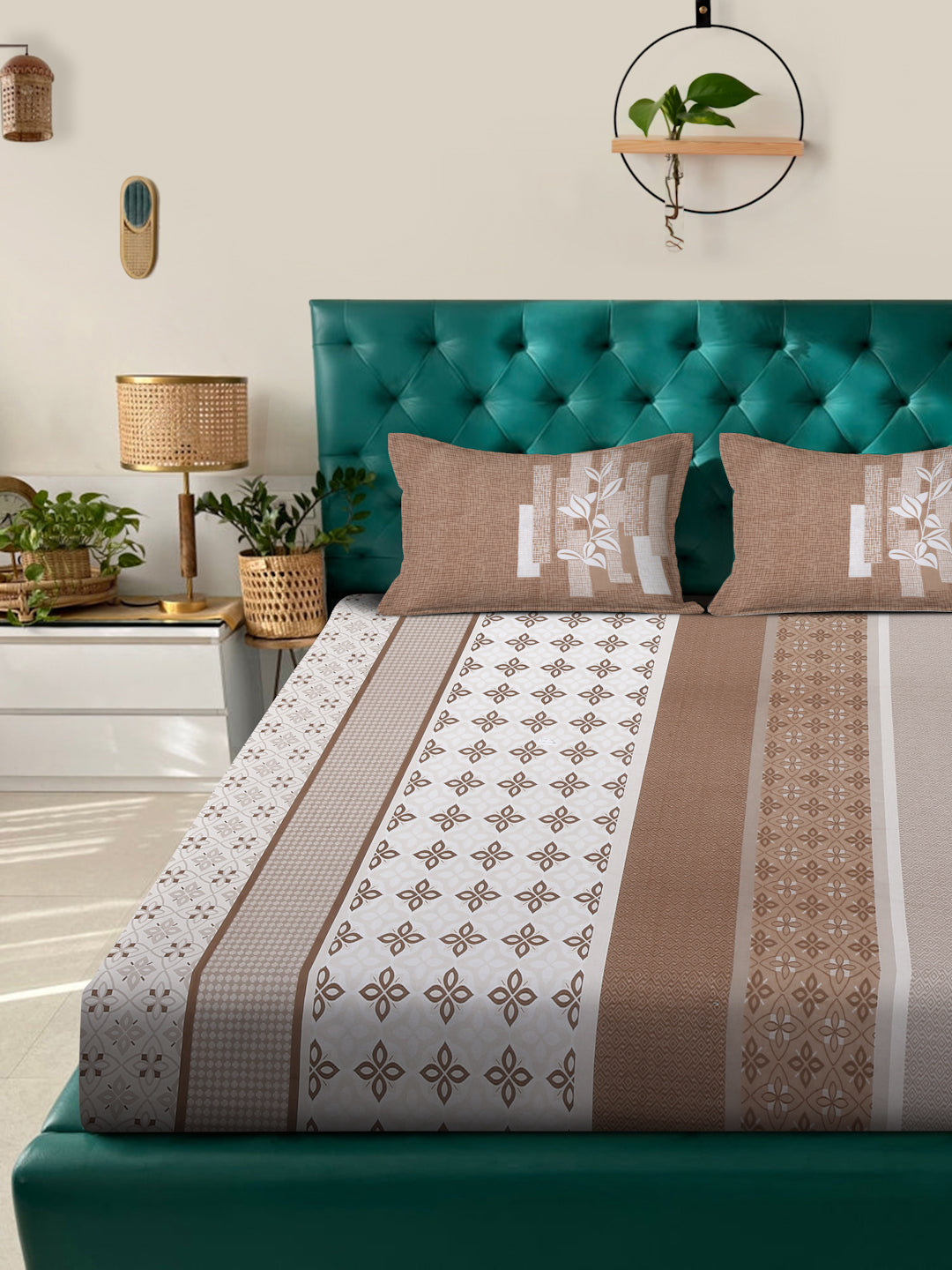 Klotthe Brown Geometric 400 TC Pure Cotton Fitted Super King Double Bedsheet with 2 Pillow covers