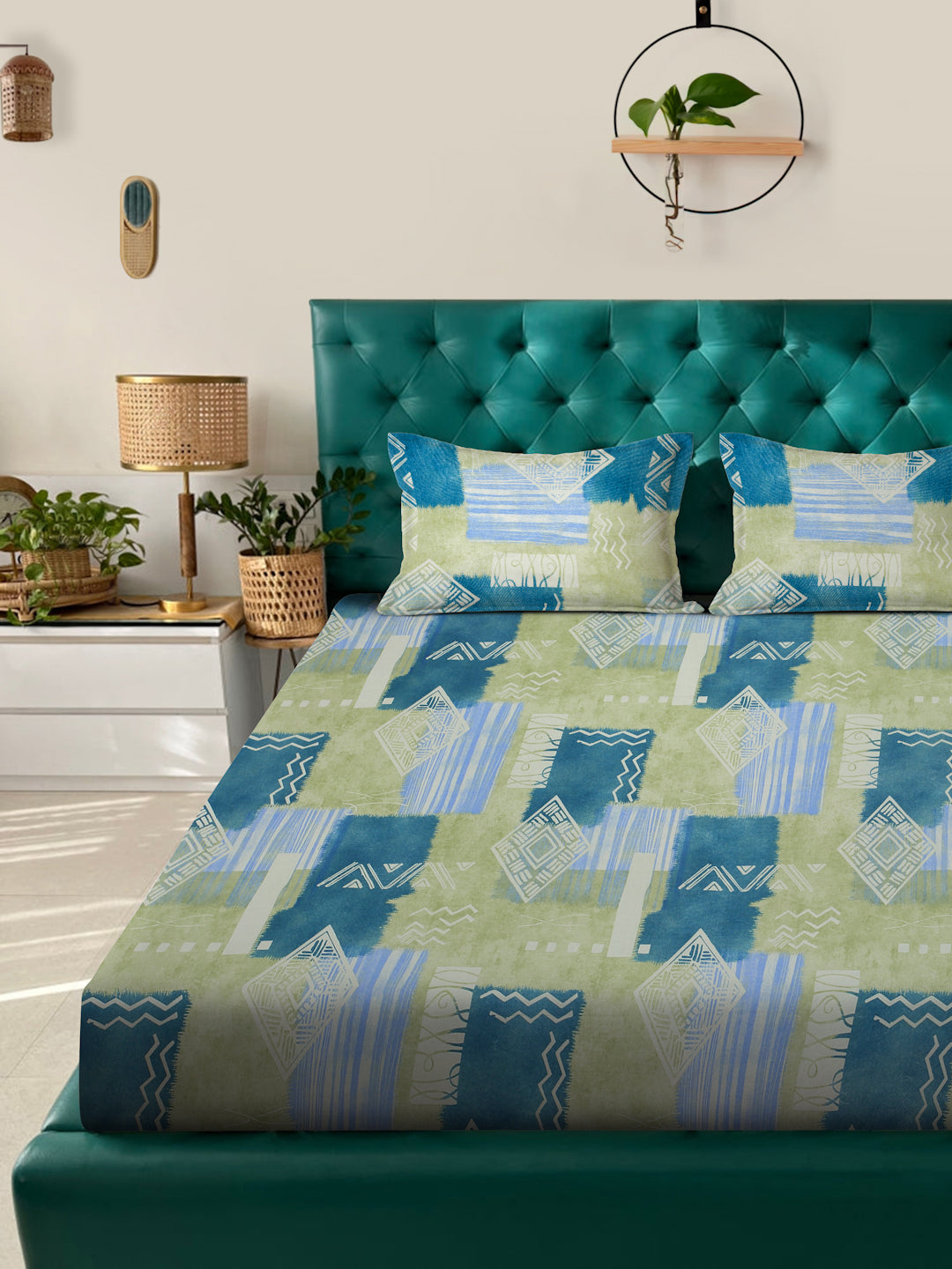 Klotthe Green Geometric 400 TC Pure Cotton Fitted Double Bedsheet with 2 Pillow Covers