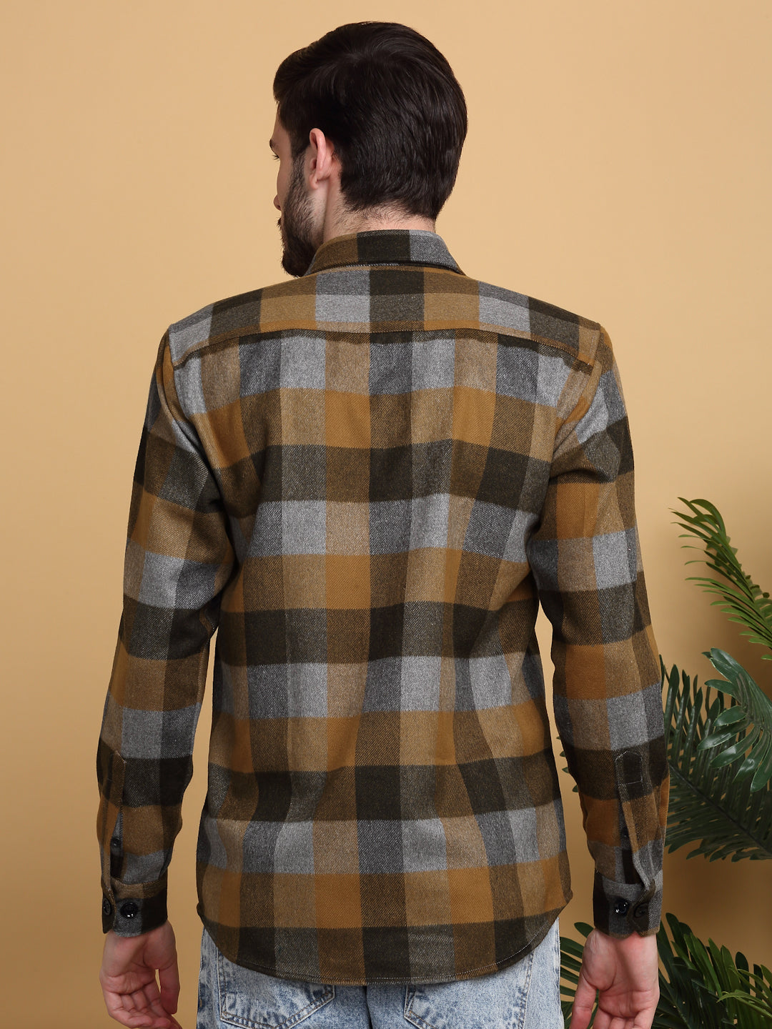 Klotthe Men Brown Checked Spread Collar Woolen Casual Shirt