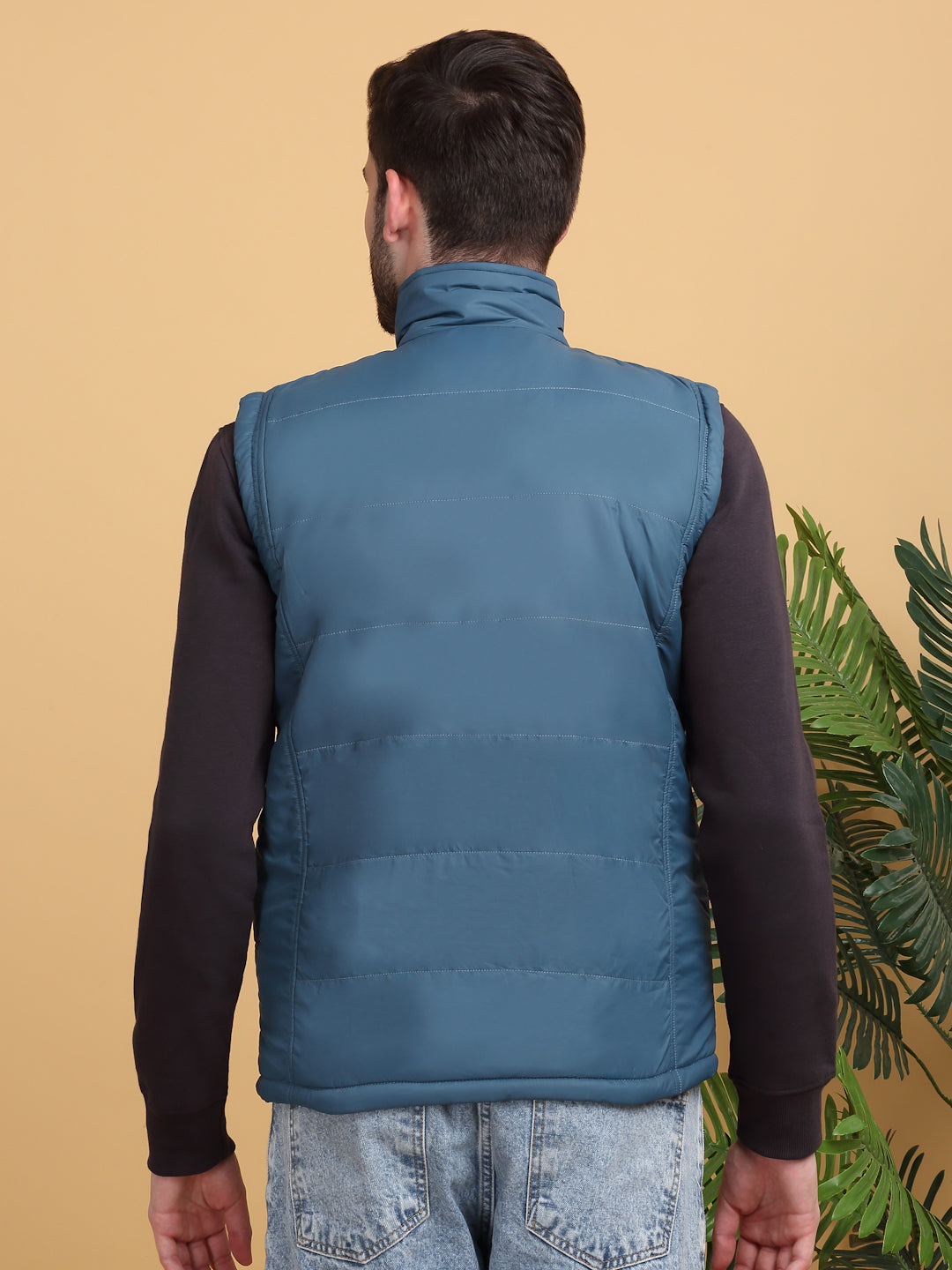 Klotthe Men Turquoise Solid Sleeveless Quilted Jacket