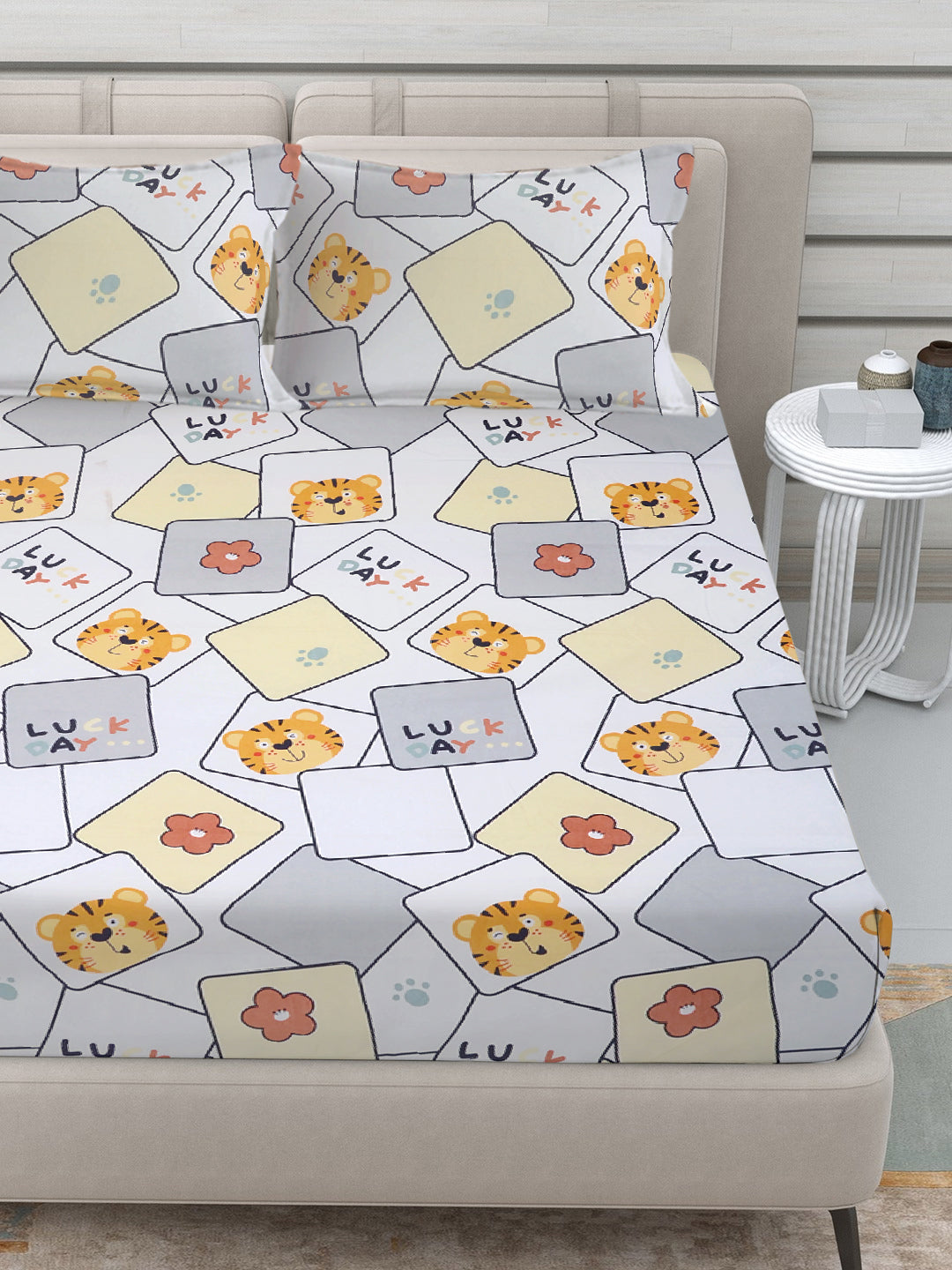 Klotthe White Cartoon Characters 300 TC Cotton Blend Fitted Double Bedsheet with 2 Pillow Covers