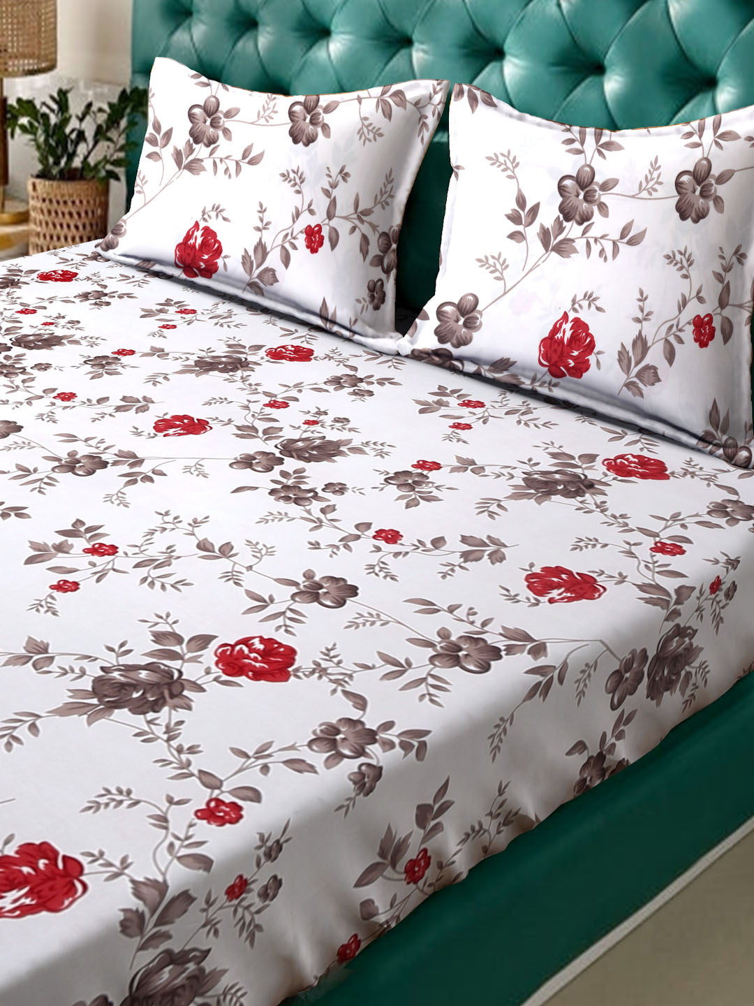 Klotthe White Floral 300 TC Cotton Blend Fitted Double Bedsheet with 2 Pillow Covers