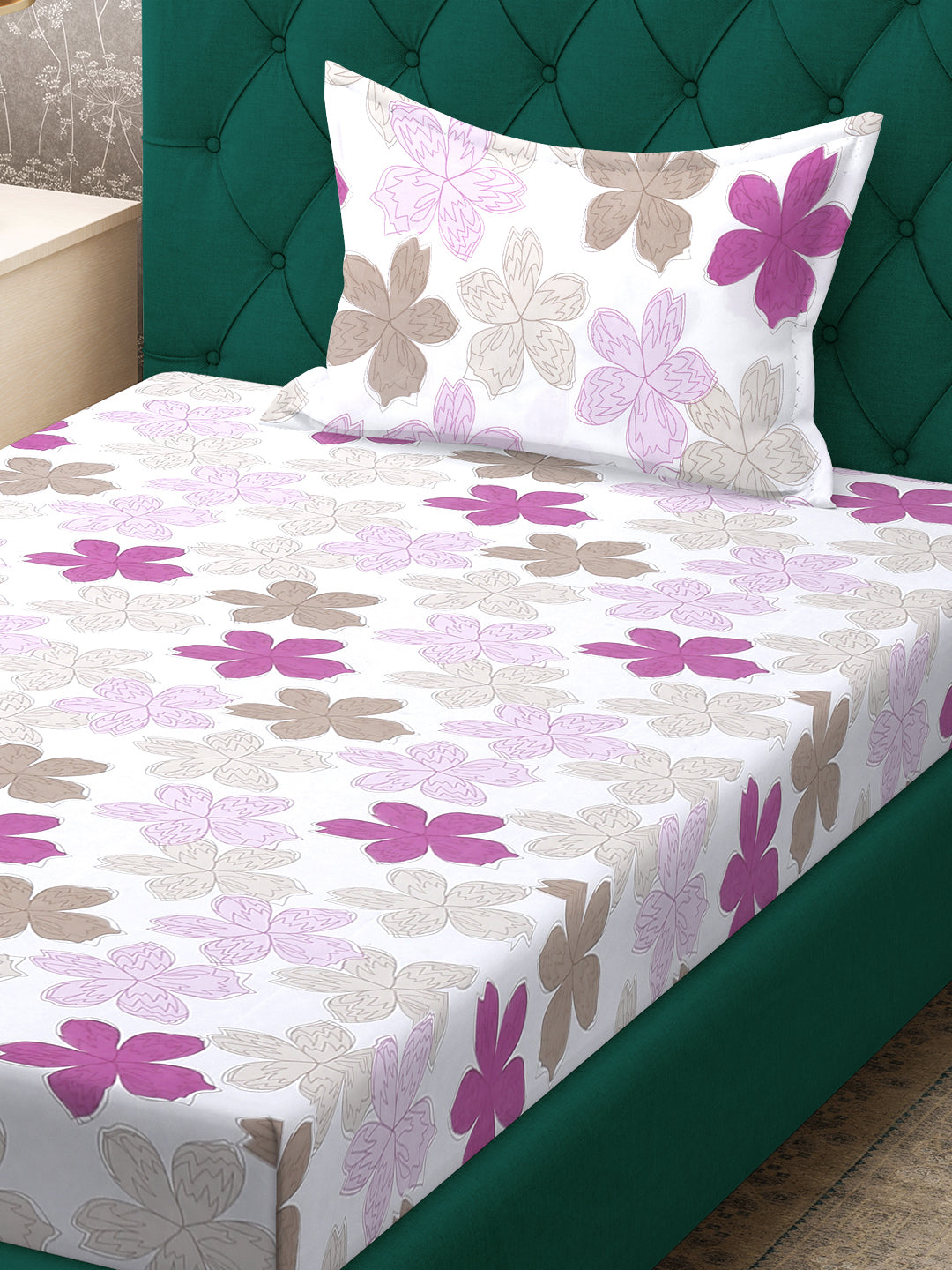 Klotthe White Floral 300 TC Cotton Blend Single Bedsheet Set in Book Fold Packing