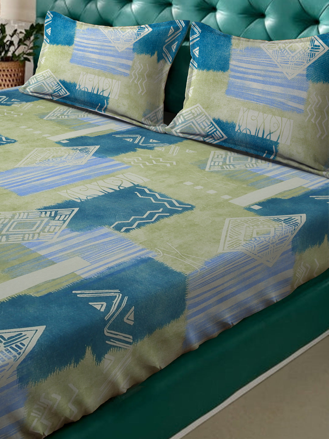 Klotthe Green Geometric 400 TC Pure Cotton Fitted Double Bedsheet with 2 Pillow Covers