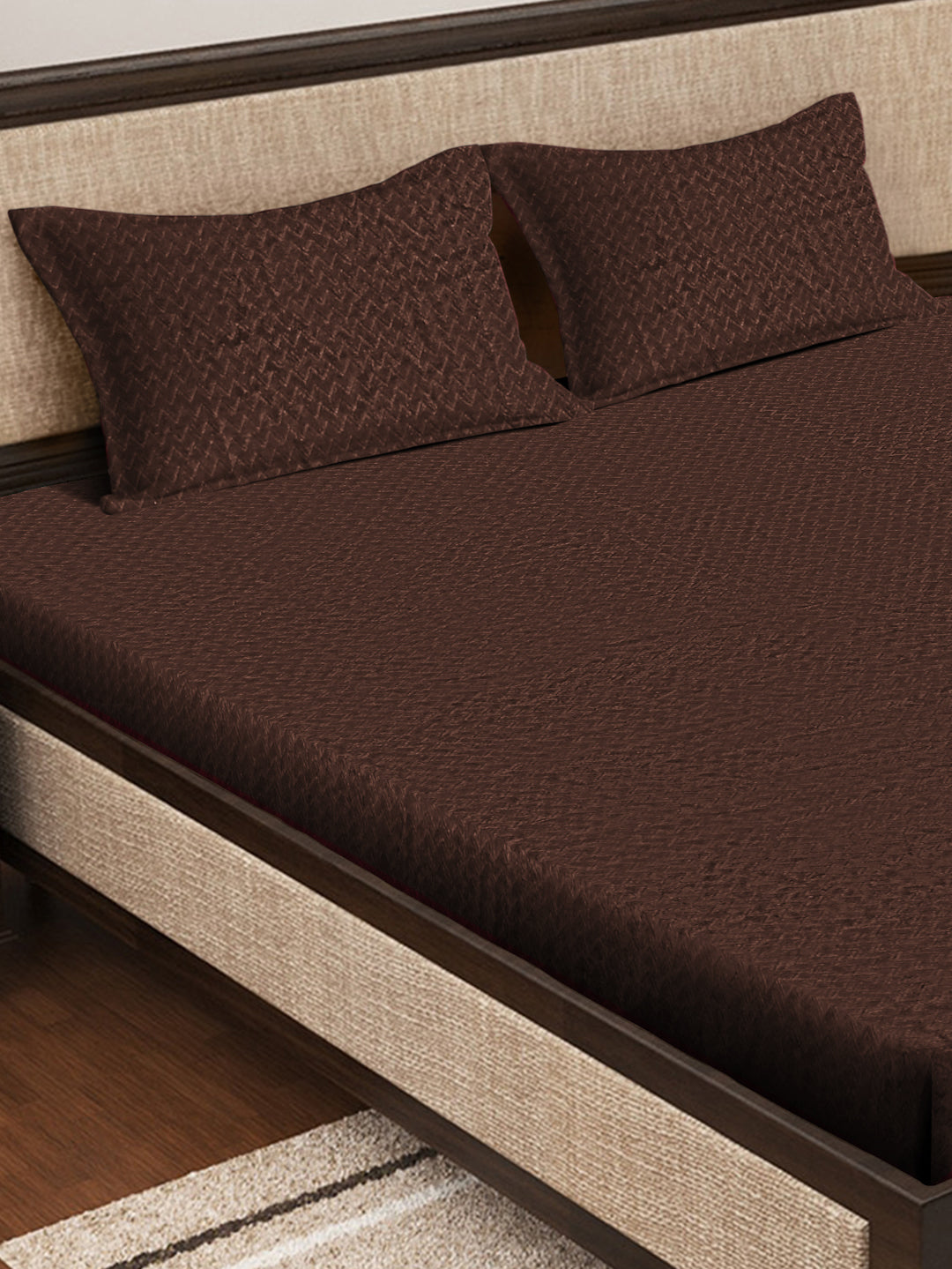 Klotthe Dark Brown Abstract Woolen Fitted Double Bed Sheet with 2 Pillow Covers