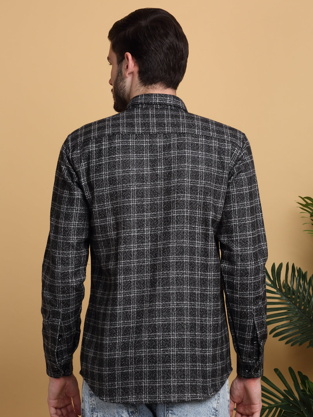 Klotthe Men Black Checked Spread Collar Woolen Casual Shirt