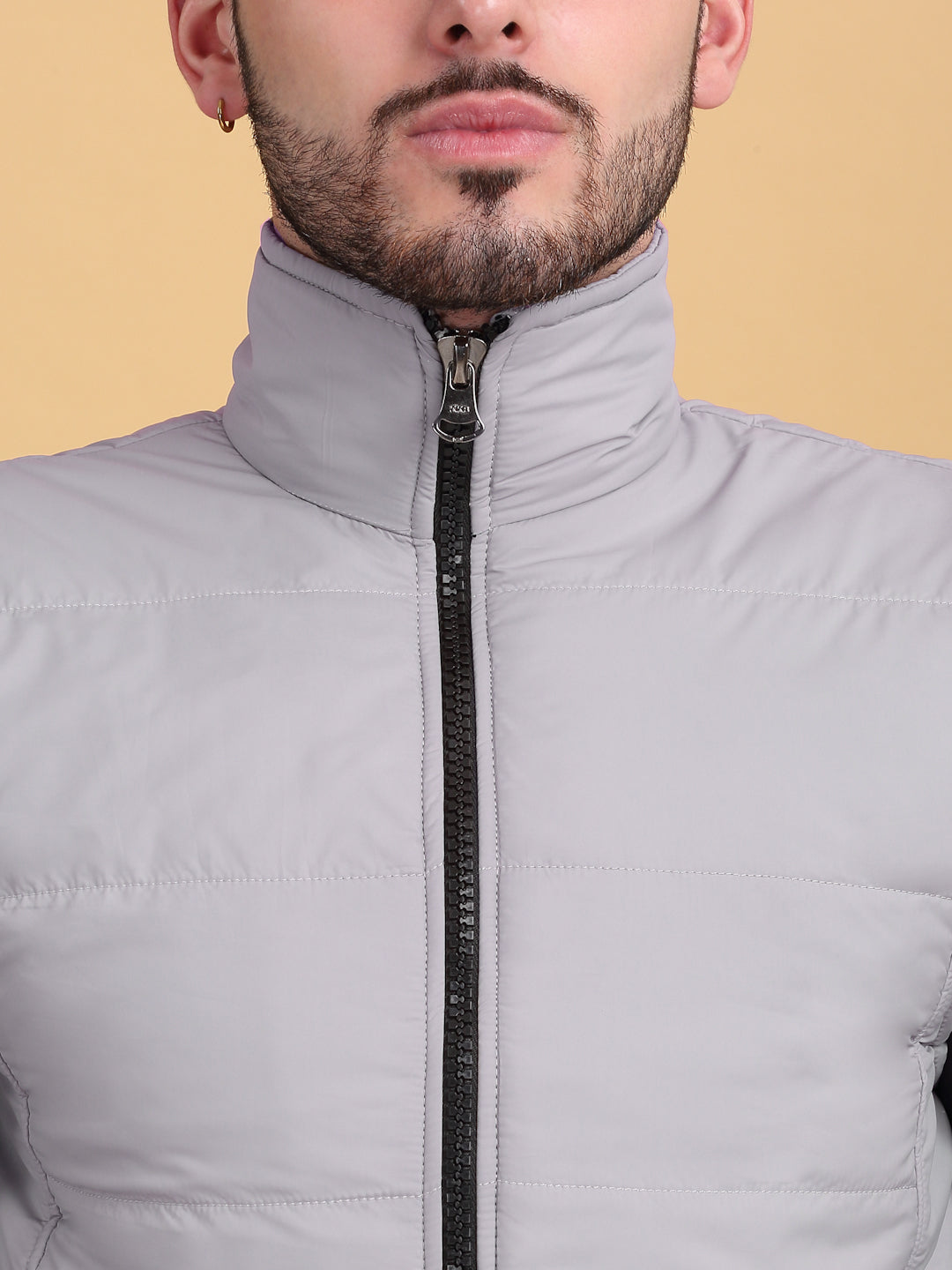 Klotthe Men Grey Solid Sleeveless Quilted Jacket