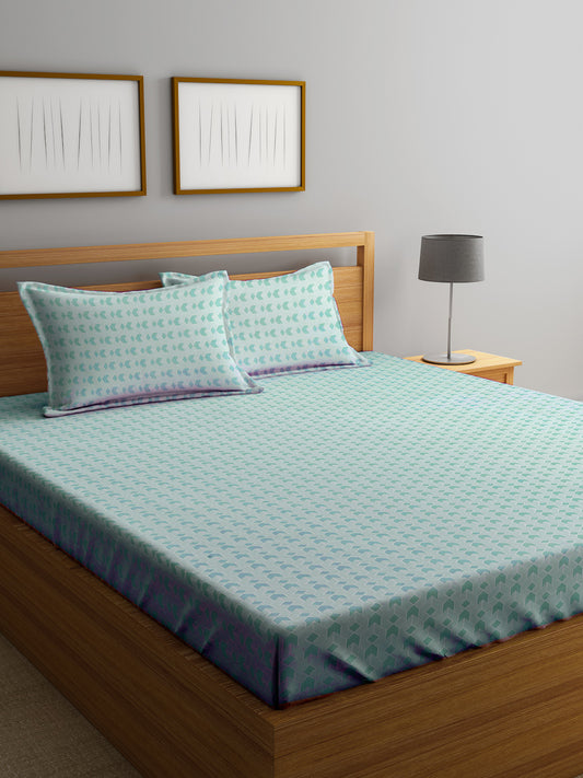 Klotthe Green Geometric 300 TC Cotton Blend Double Bedsheet with 2 Pillow Covers