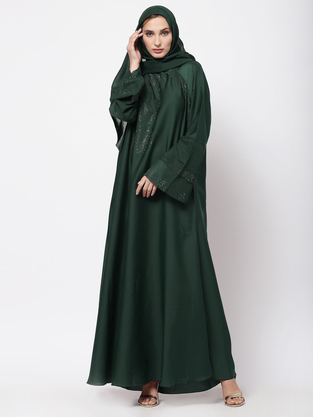 Klotthe Women Green Embellished Burqa With Scarves