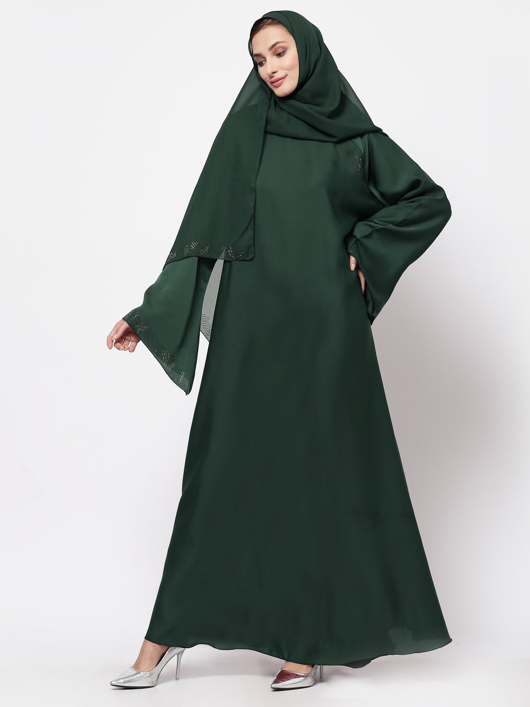 Klotthe Women Green Embellished Burqa With Scarves