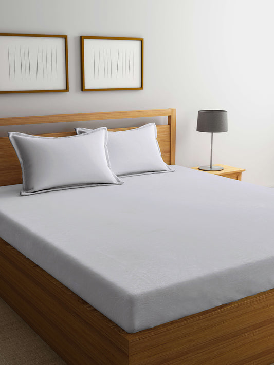 Klotthe White Solid Woolen Fitted Double Bed Sheet with 2 Pillow Covers