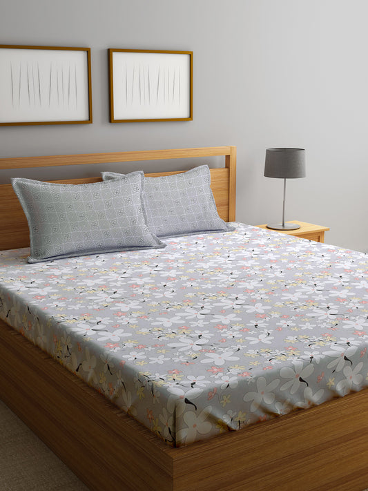 Klotthe Multicolor Floral 300 TC Cotton Blend Super King Double Bedsheet with 2 Pillow covers (270X270 cm)