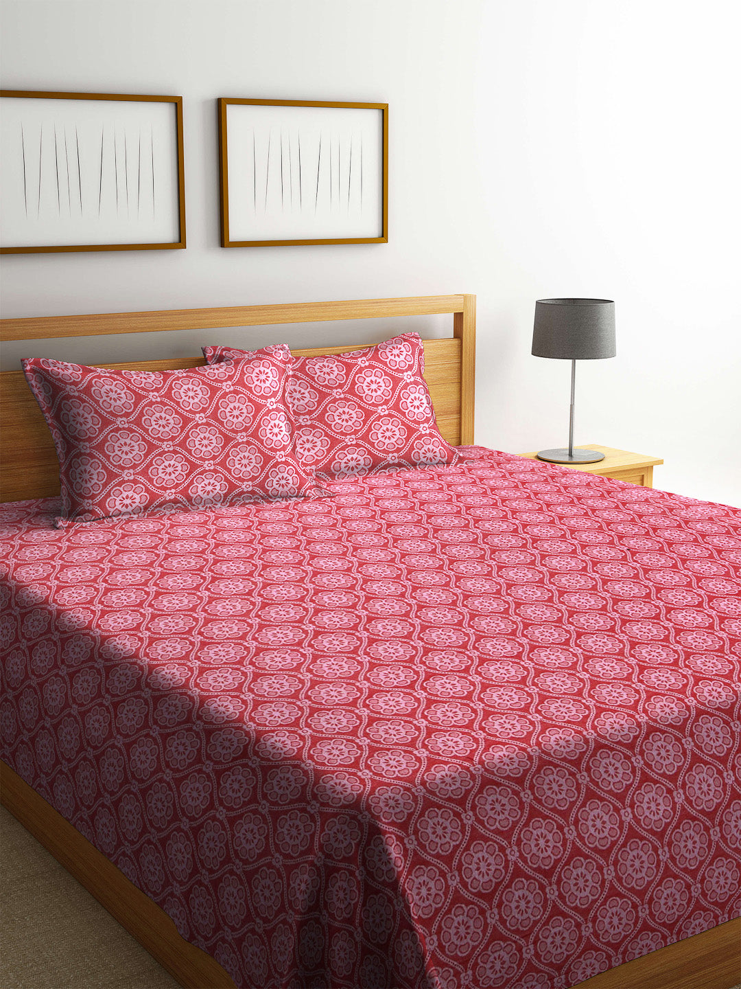 100% Cotton King Size Handwoven Bed Cover with Two Pillow Covers by KLOTTHE® (Red)