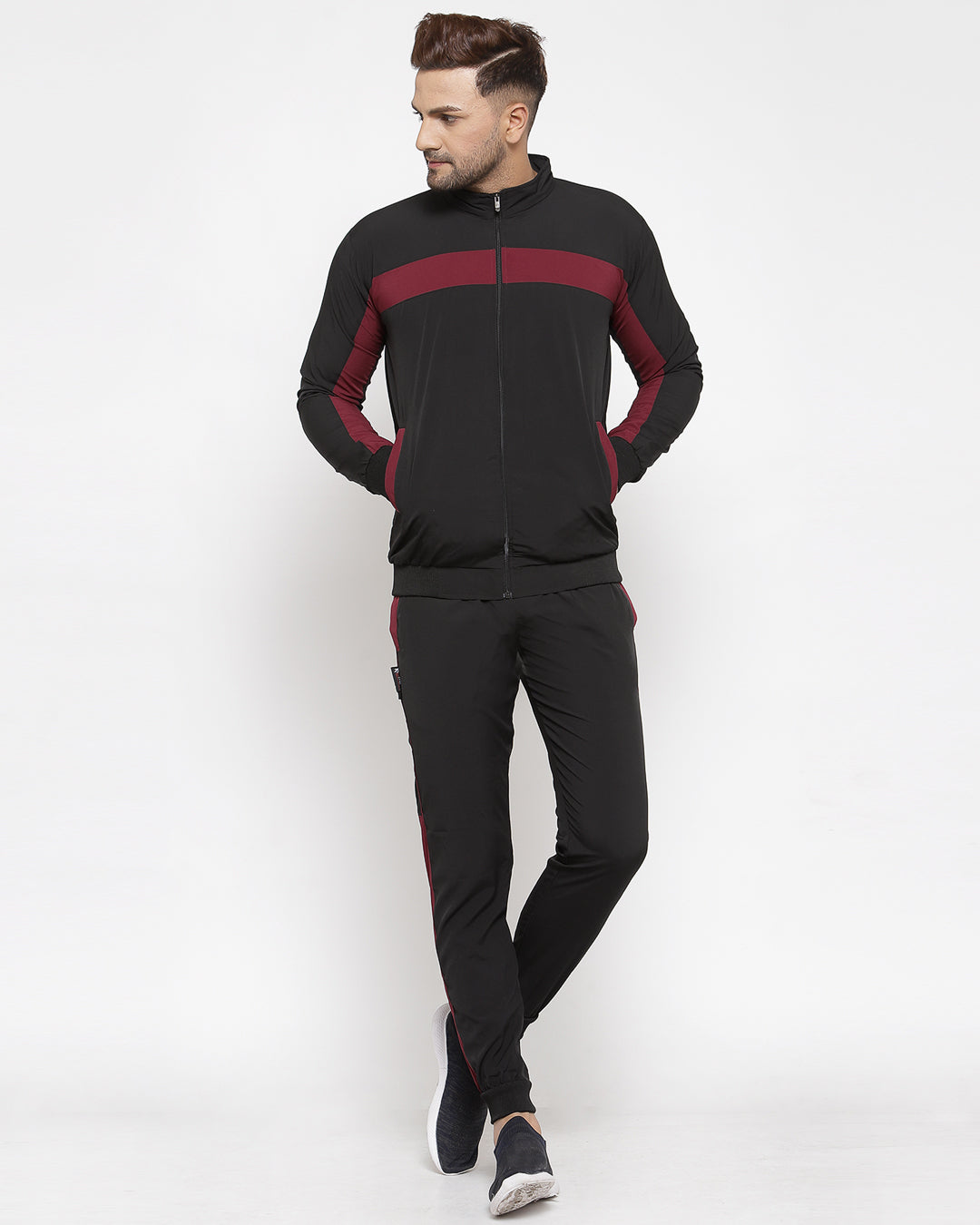 KLOTTHE Black Polyester Solid Tracksuit