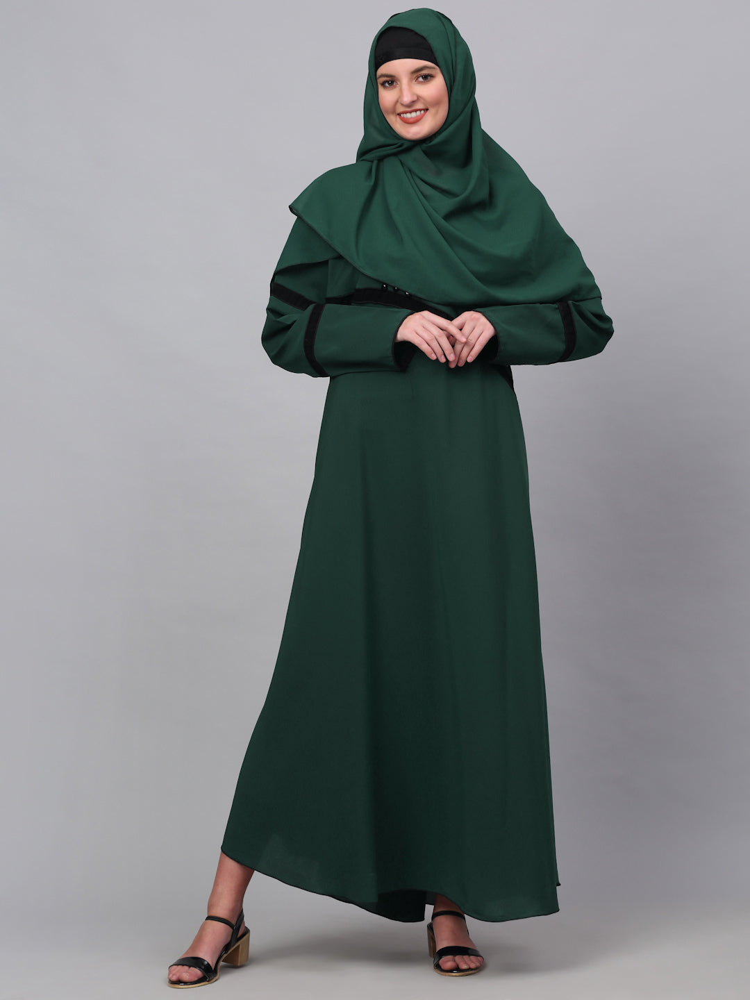 Klotthe Women Green Embellished Burqa With Scarves