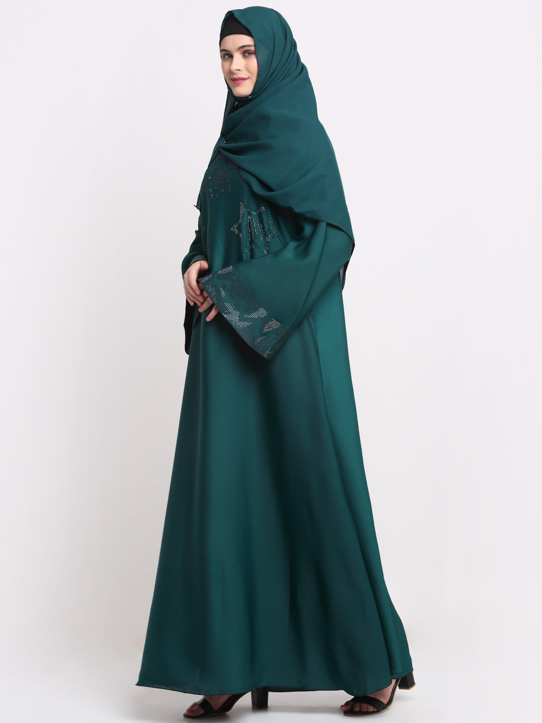 Klotthe Women Turquoise Blue Solid Burqa with Scarf