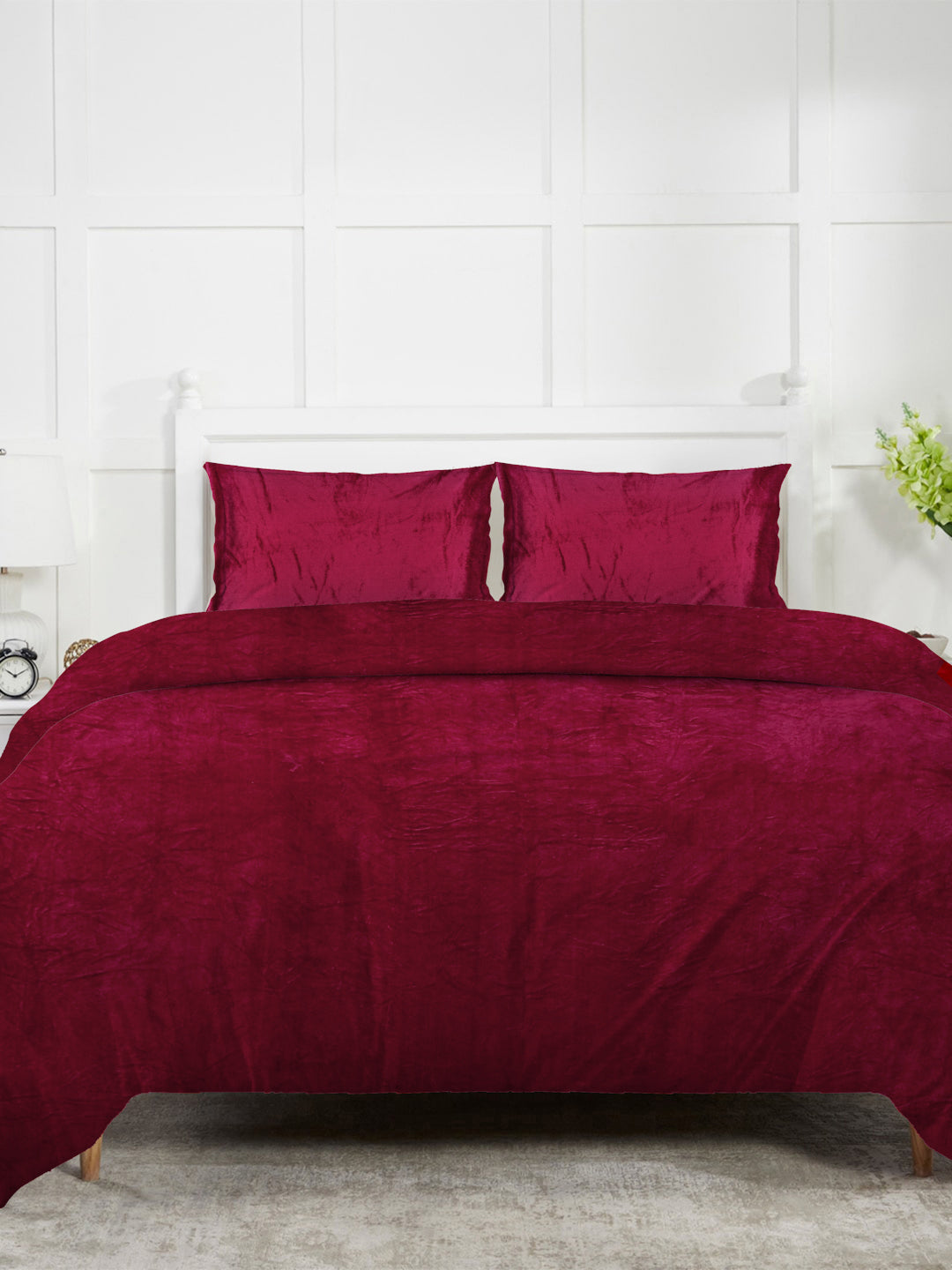 Klotthe Red Solid Woolen Mild Winter Double King Bedding Set