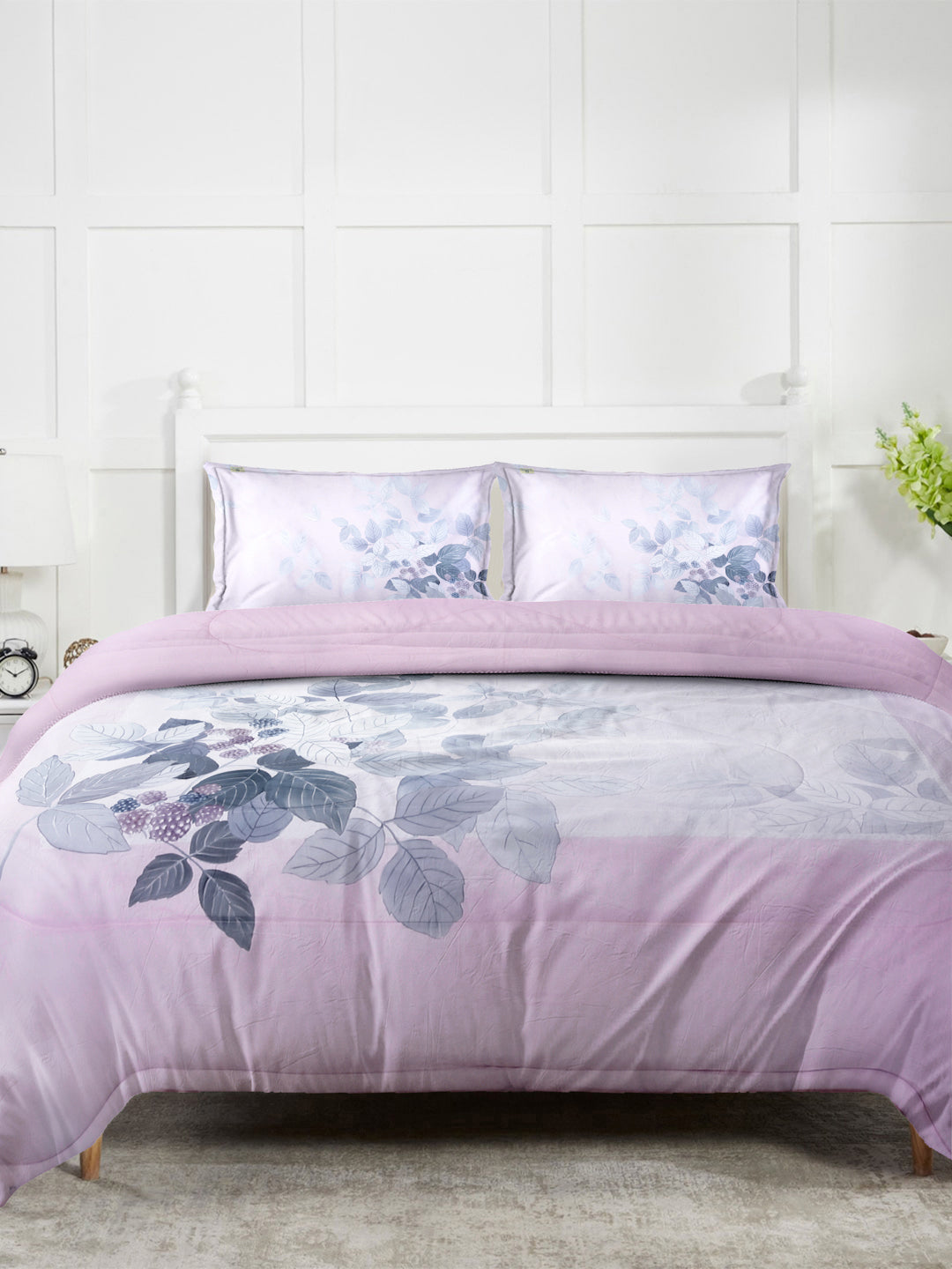 Klotthe Multicolor Floral Print Mild Winter Double King Bedding Set