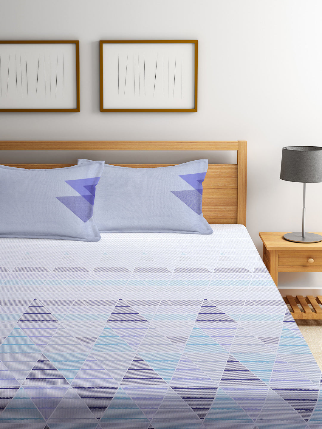 Klotthe Multicolor Geometric 400 TC Pure Cotton Fitted Super King Double Bedsheet with 2 Pillow covers (270X270 cm)