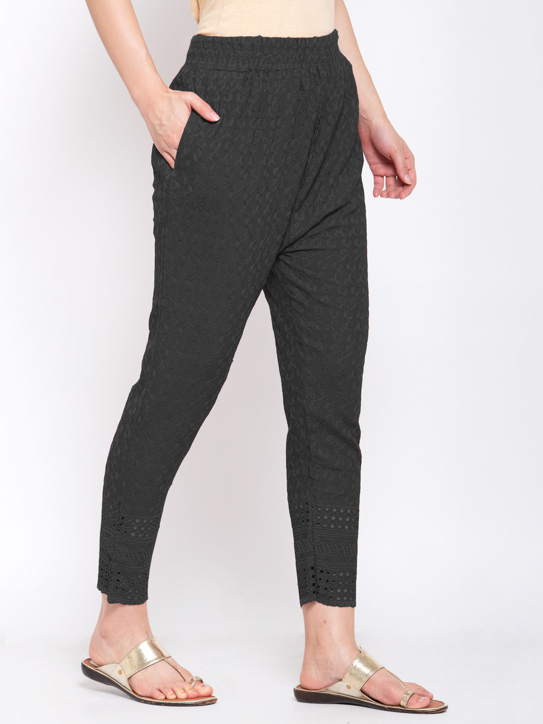 KLOTTHE Black Cotton Embroidered Trouser