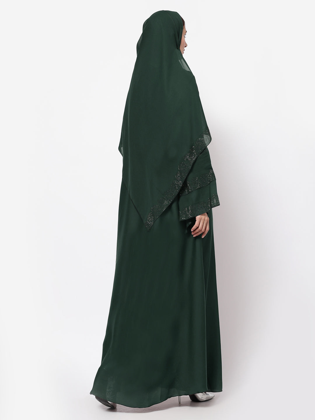 Klotthe Women Green Embellished Burqa With Scarves