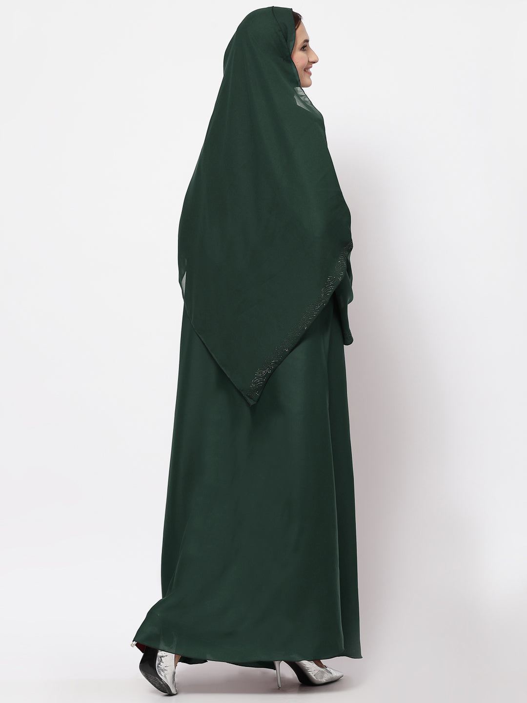 Klotthe Women Green Embellished Burqa With Scarves