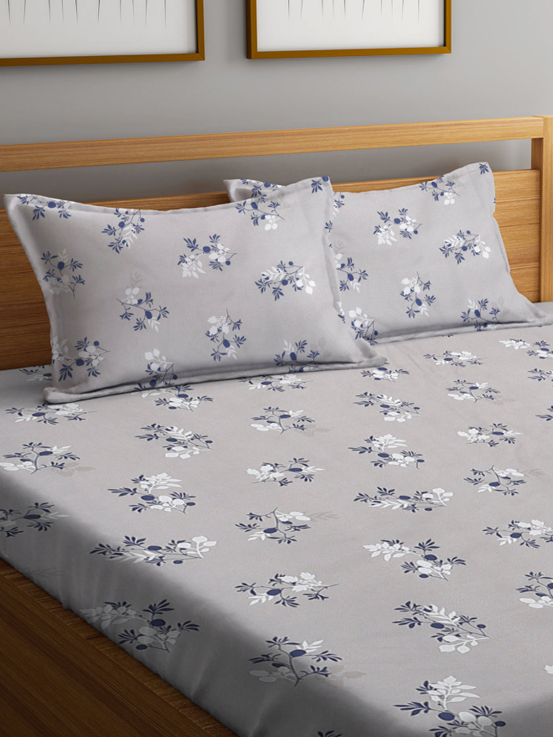 Klotthe Multi Floral 300 TC Cotton Blend Double Bedsheet with 2 Pillow Covers