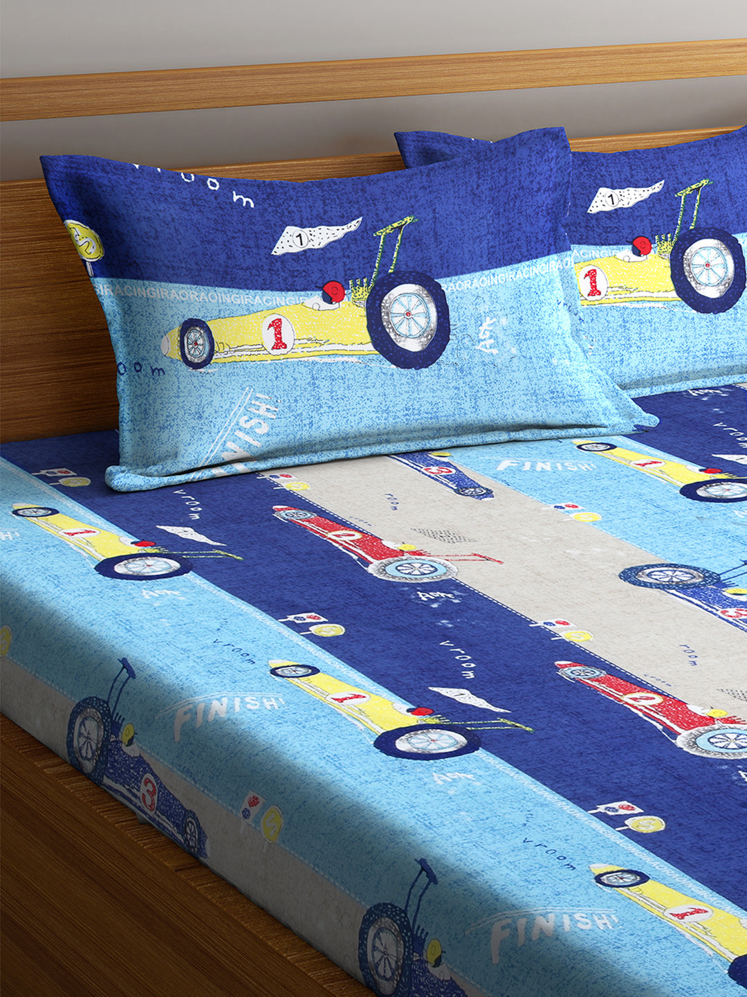 KLOTTHE Multi Polycotton Cartoon Characters King Size BedSheet  With Two Pillow Covers (250X225 cm)