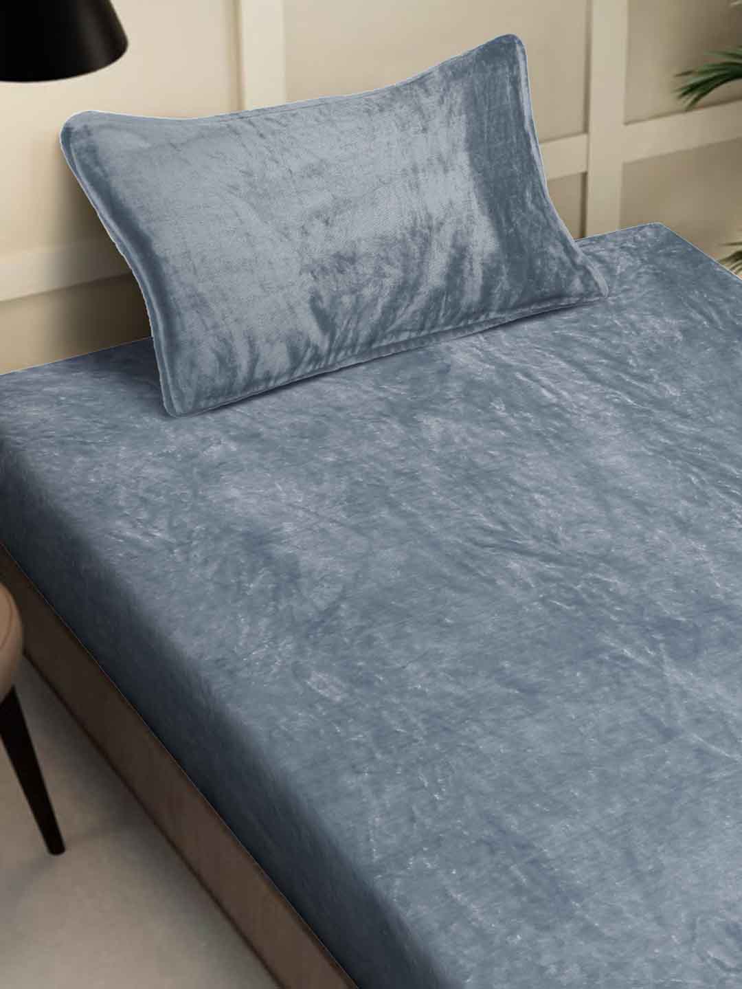 Klotthe Grey Solid Woolen Single Bed Sheet with Pillow Cover