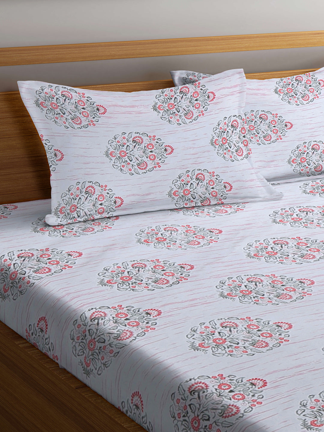 Klotthe Multi Floral 300 TC Cotton Blend Elasticated Super King Double Bedsheet with 2 Pillow Covers (270X270 cm)