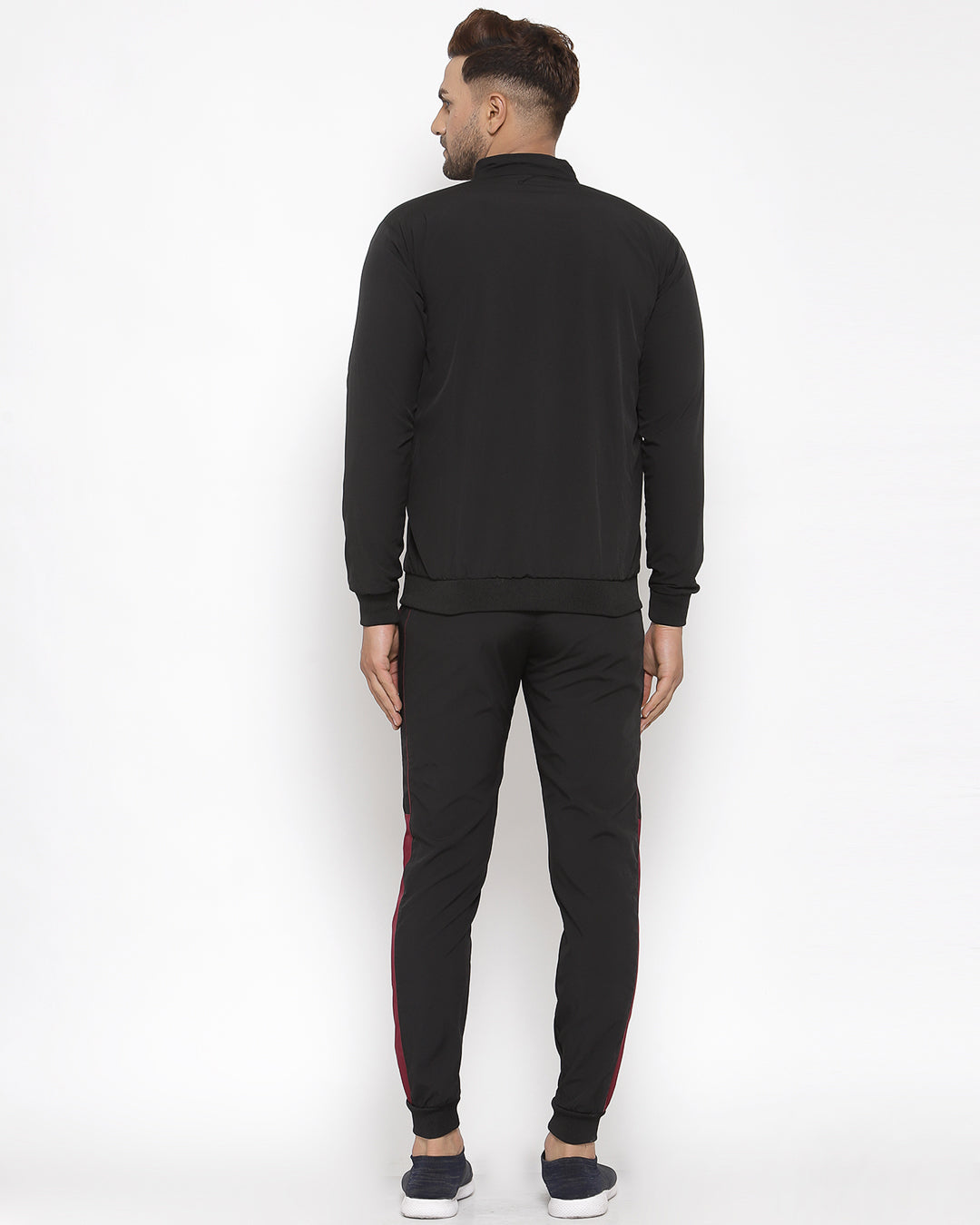 KLOTTHE Black Polyester Solid Tracksuit