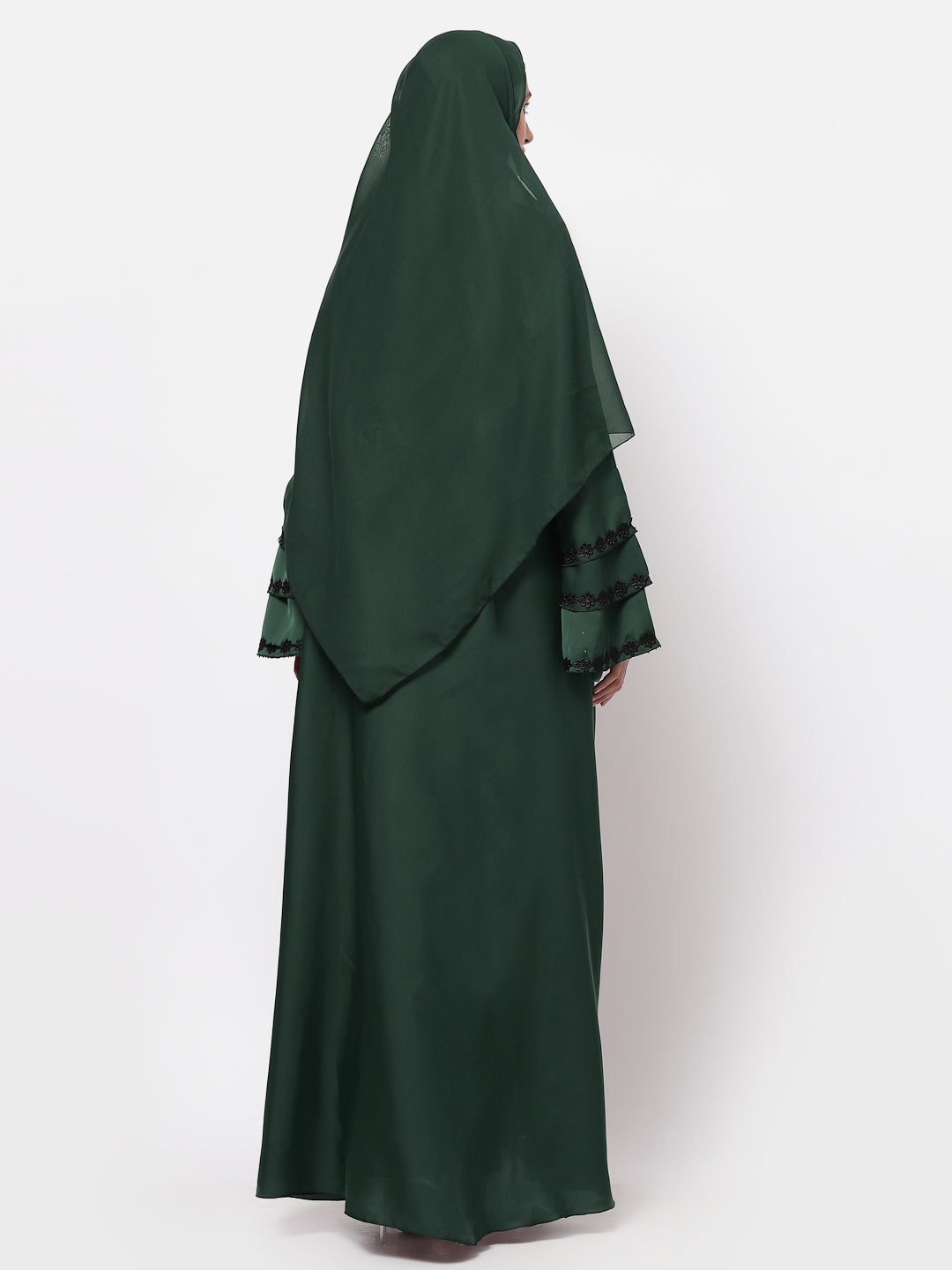 Klotthe Women Green Embellished Burqa With Scarves