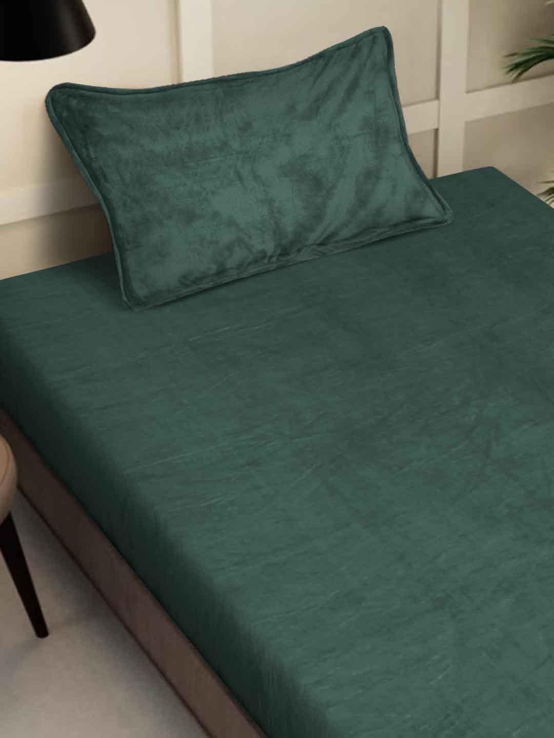 Klotthe Green Solid Woolen Fitted Single Bed Sheet with Pillow Cover