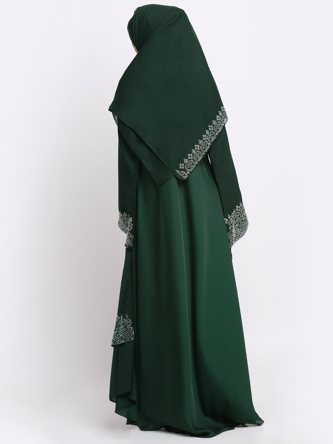 Klotthe Women Green Embellished Burqa With Scarves