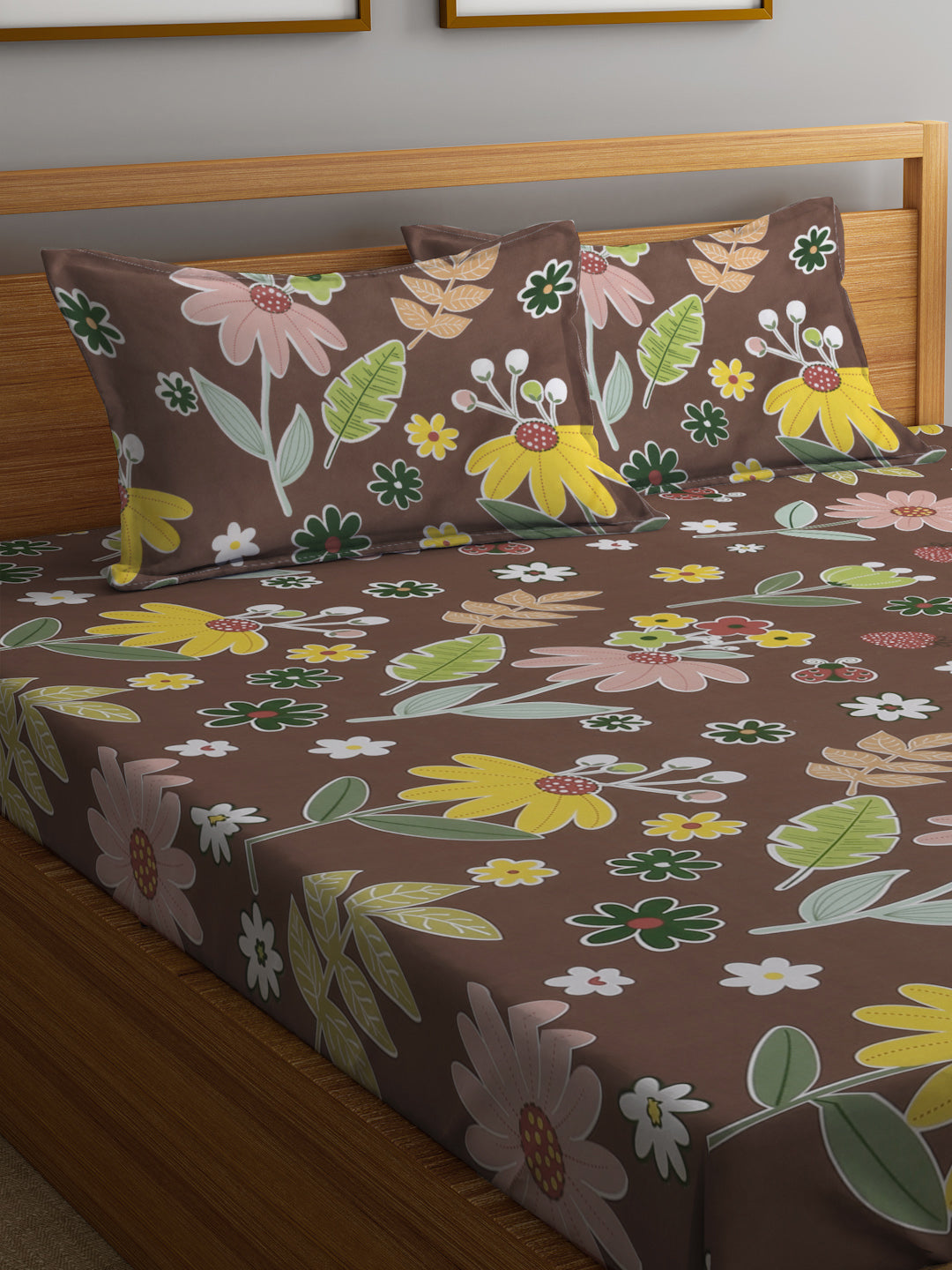 Klotthe Multicolor Floral 300 TC Cotton Blend Fitted Double Bedsheet with 2 Pillow Covers