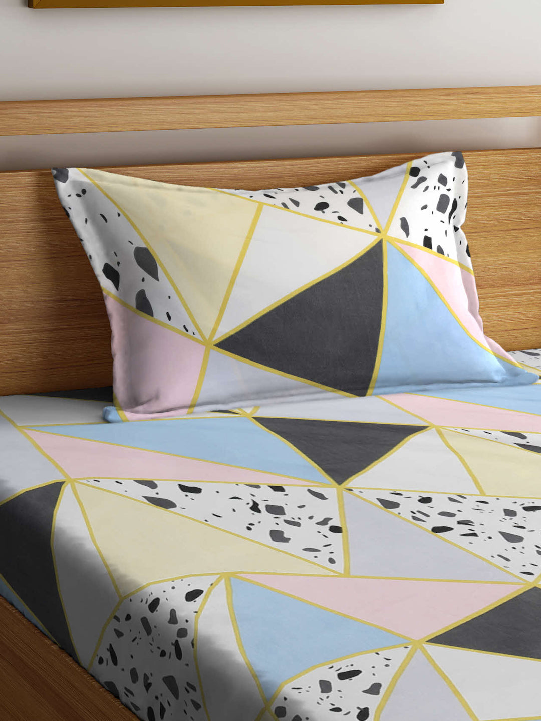 Klotthe Multicolor Geometric 300 TC Cotton Blend Single Bedsheet with Pillow Cover