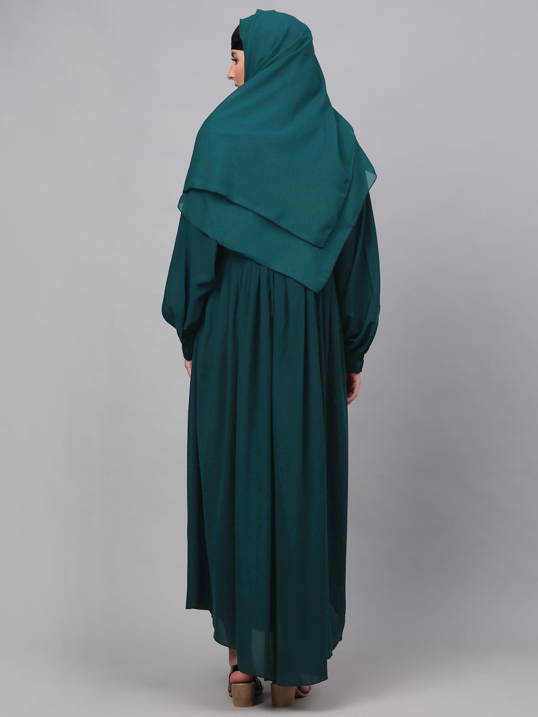 Klotthe Women Turq Embellished Burqa With Scarves