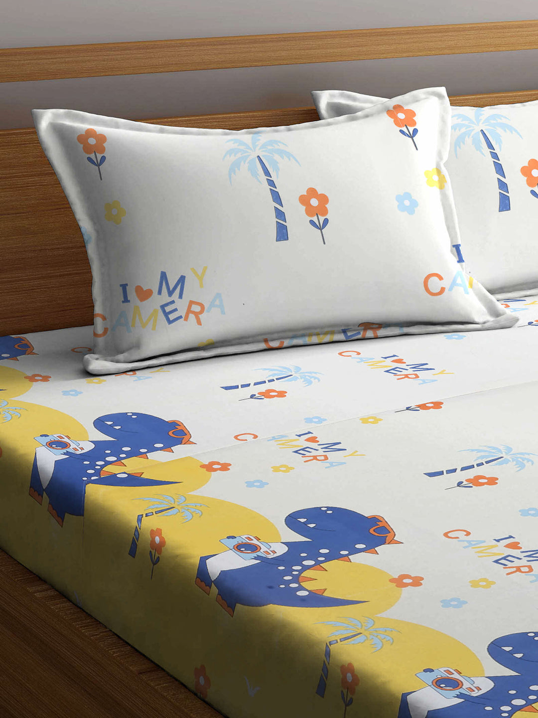 Kid's Special Cartoon Print Double Bedsheet with 2 Pillow Covers