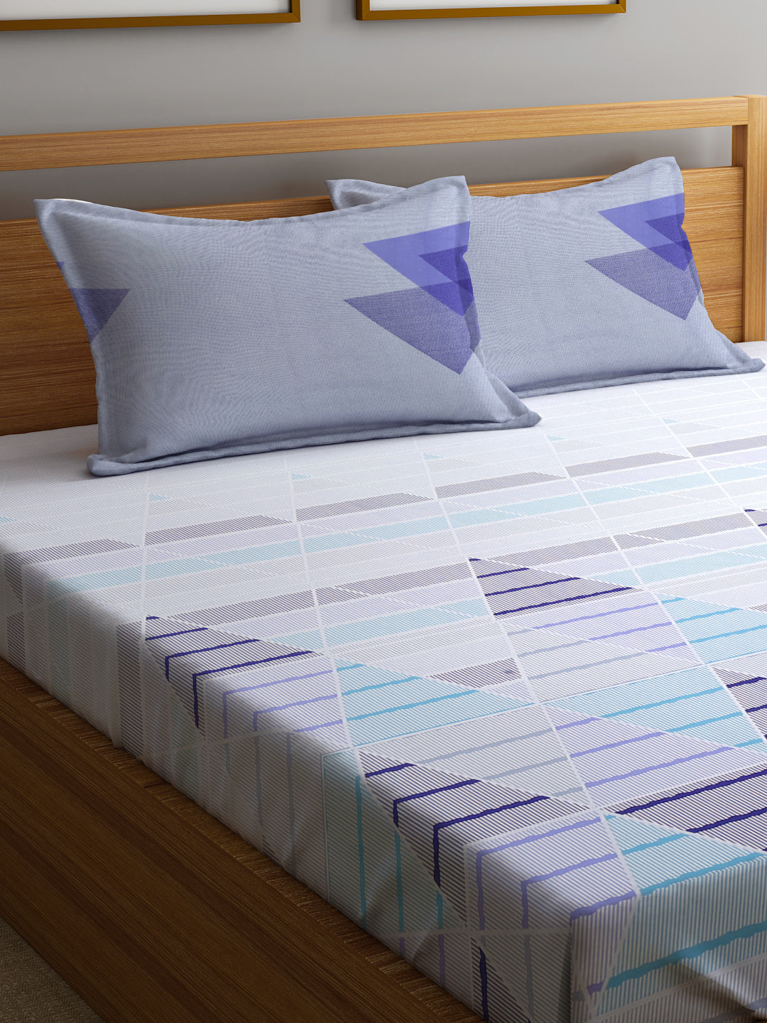 Klotthe Multicolor Geometric 400 TC Pure Cotton Super King Double Bedsheet with 2 Pillow Covers (270X270 cm)