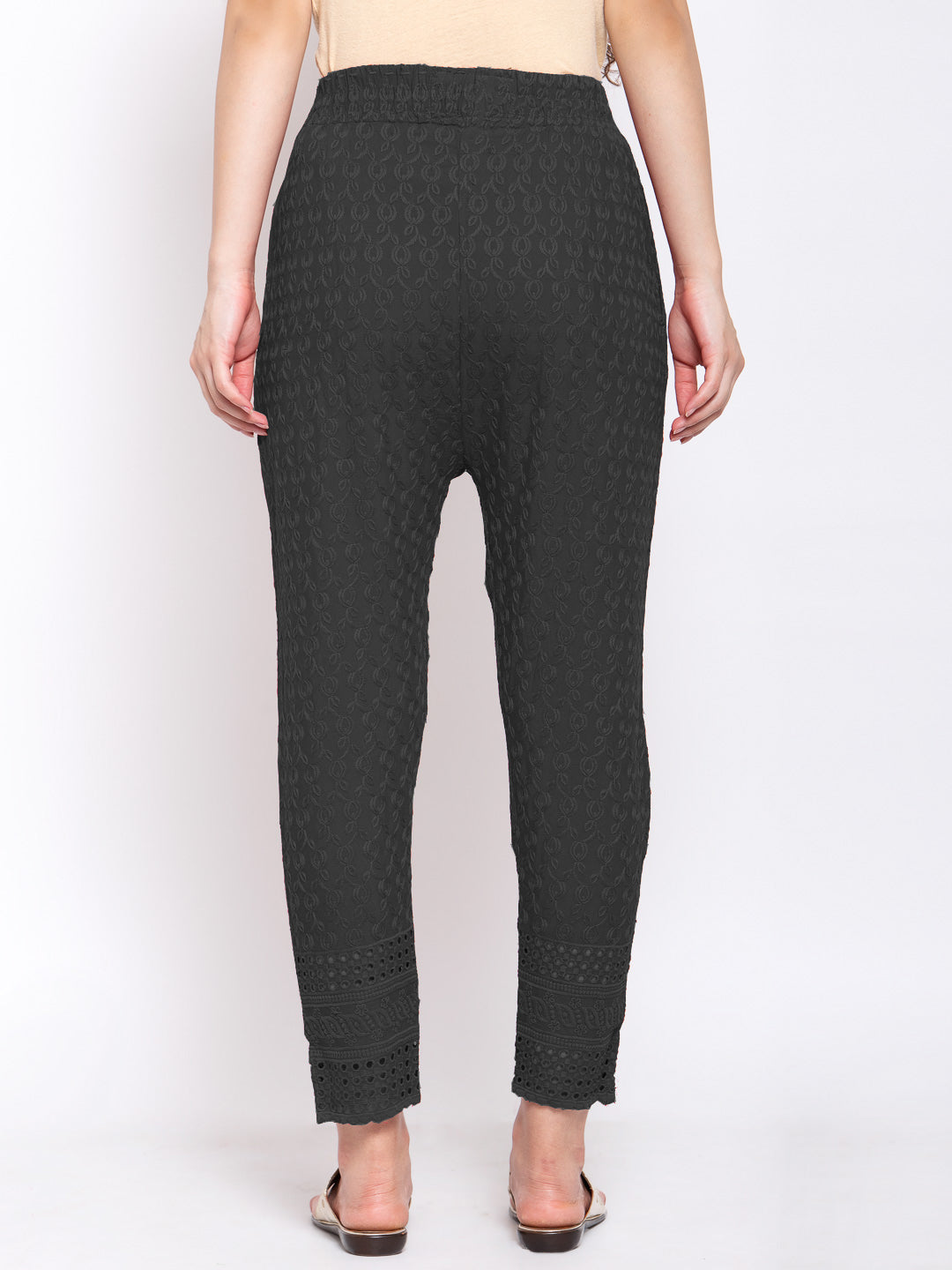 KLOTTHE Black Cotton Embroidered Trouser