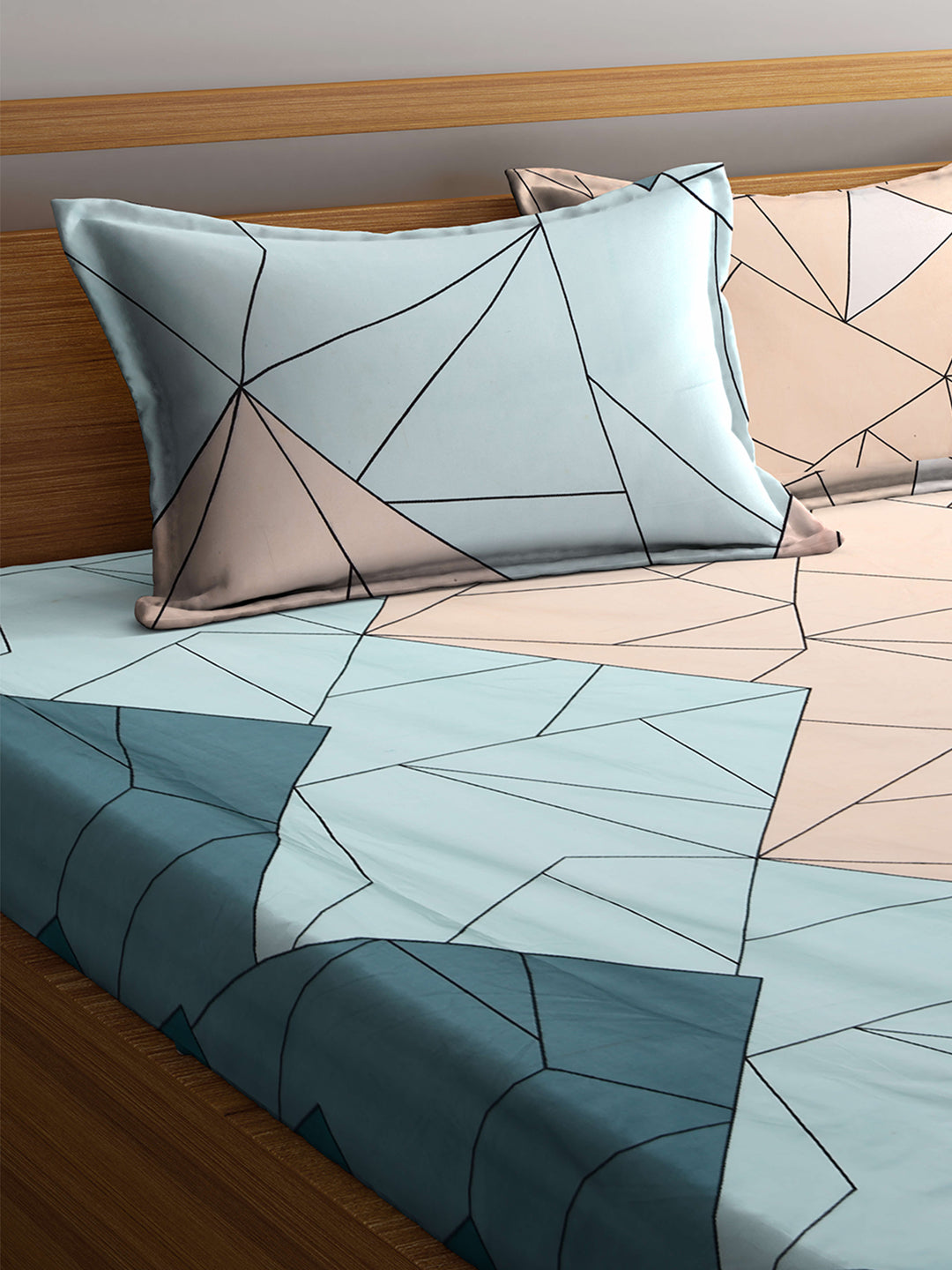 Klotthe Multi Geometric Cotton Blend Double Bed Sheet with 2 Pillow Covers