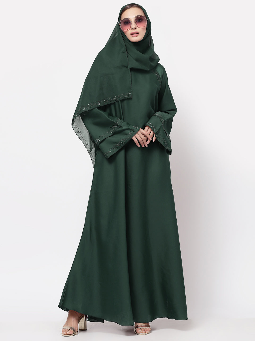 Klotthe Women Green Embellished Burqa With Scarves