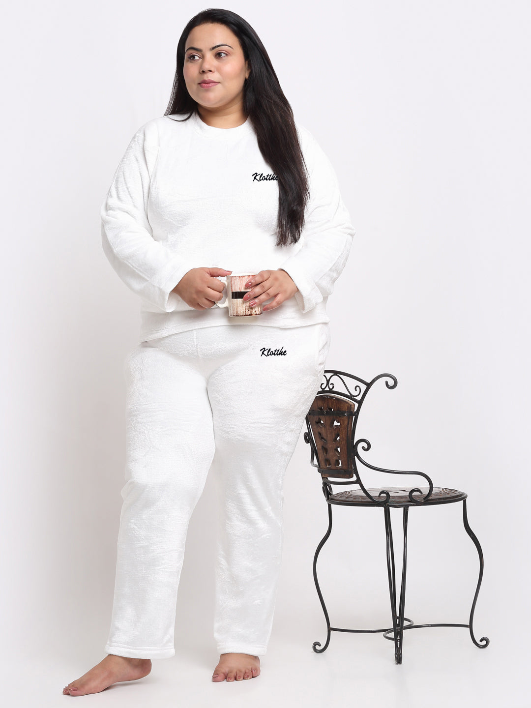 Klotthe Women White Solid Wool Blend Night Suit